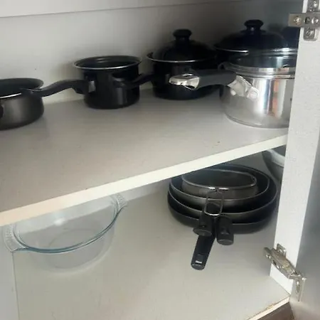 Stylish In Great Location, Parking Possible - West One Apartment
